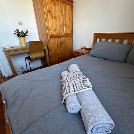 ロンドン Elkington Point Bed & Breakfast エクステリア 写真
