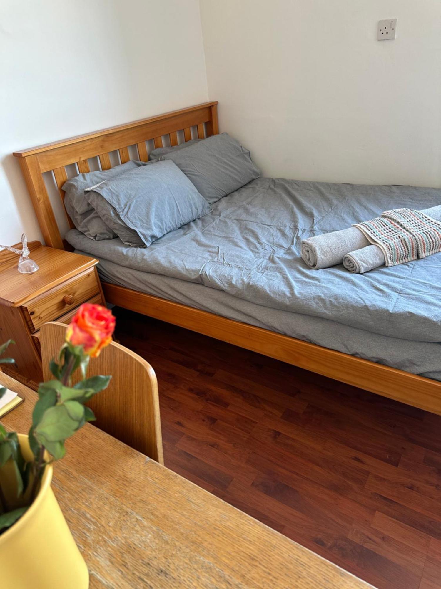 ロンドン Elkington Point Bed & Breakfast エクステリア 写真