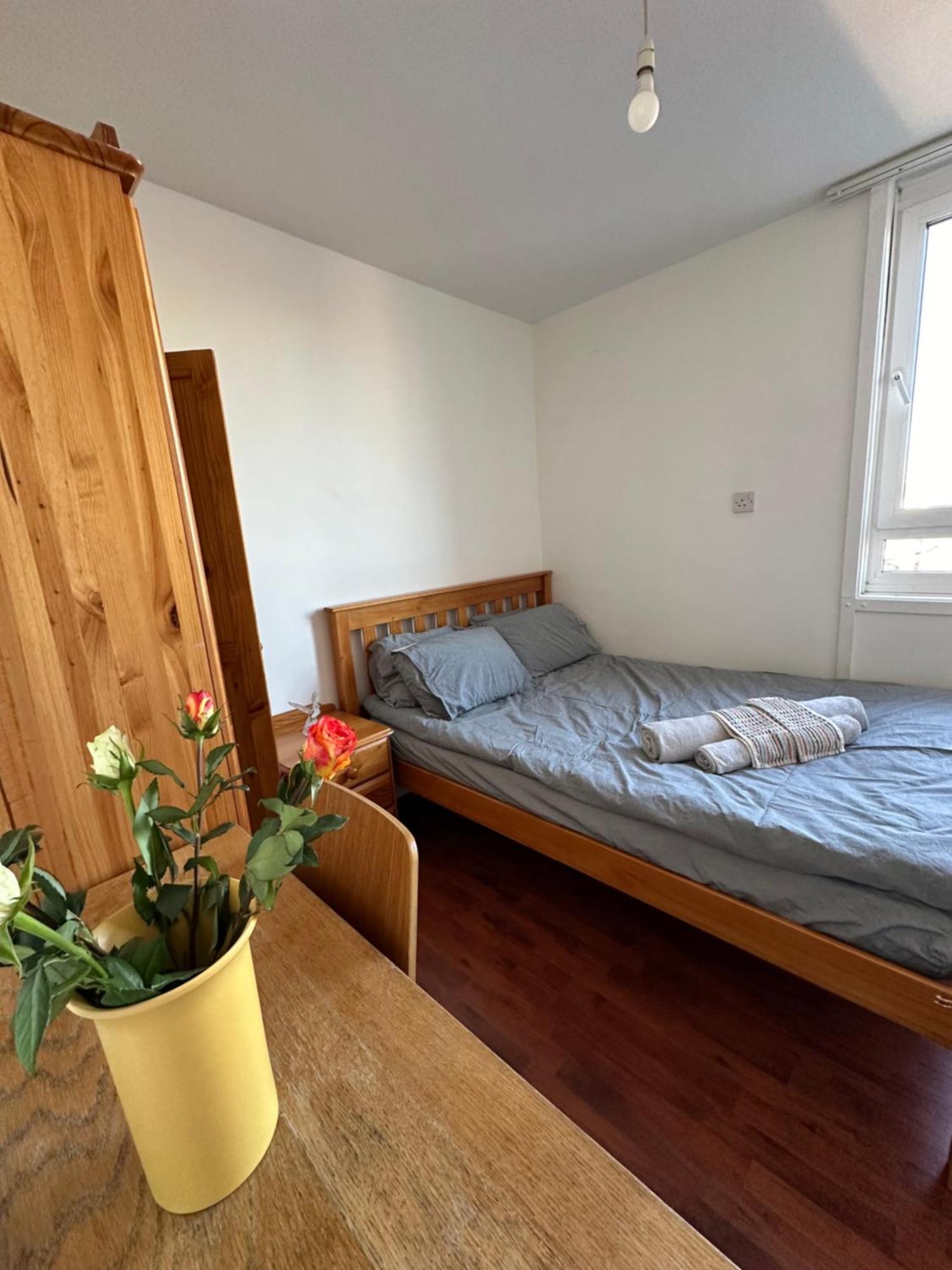 ロンドン Elkington Point Bed & Breakfast エクステリア 写真