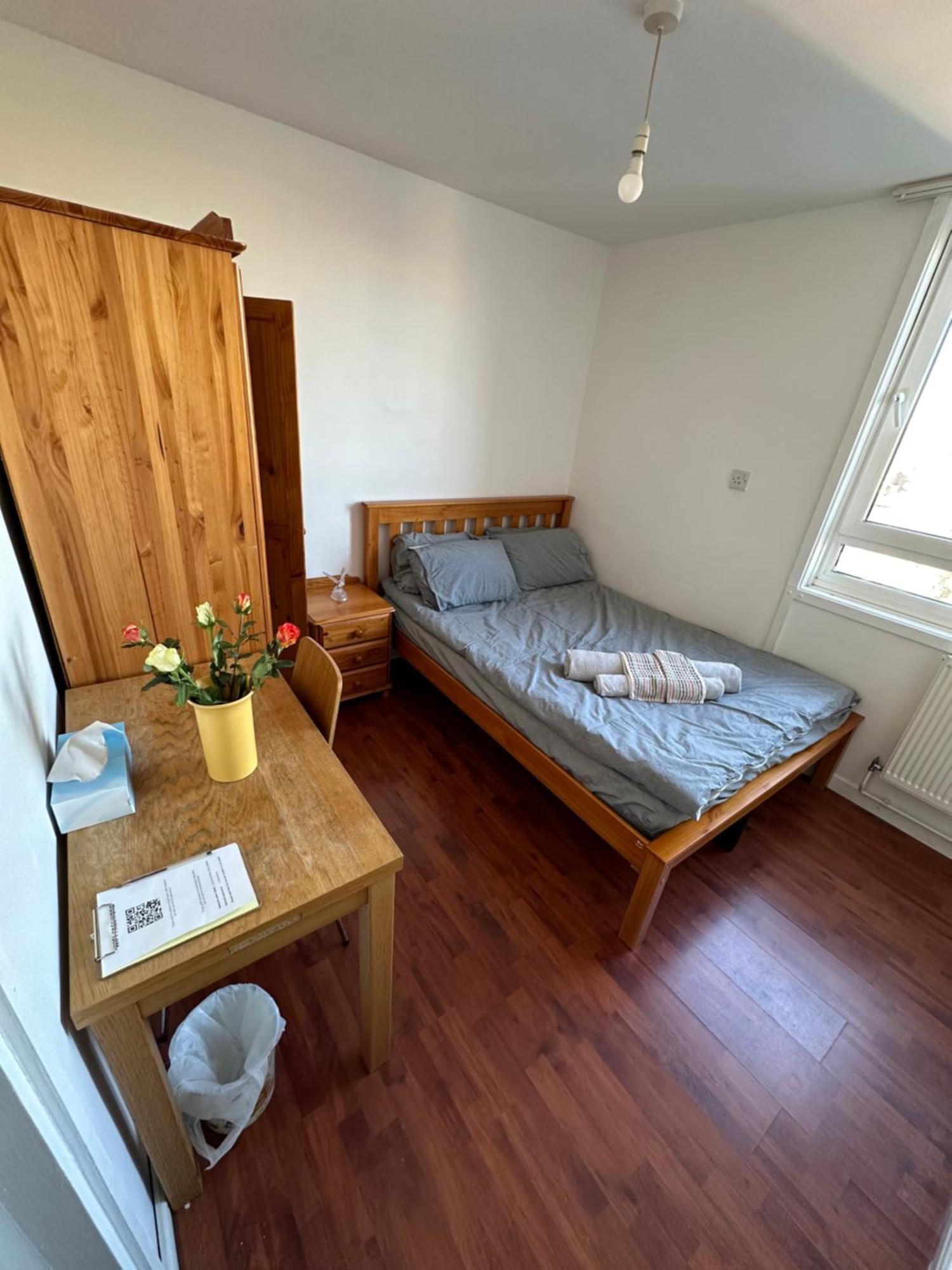 ロンドン Elkington Point Bed & Breakfast エクステリア 写真